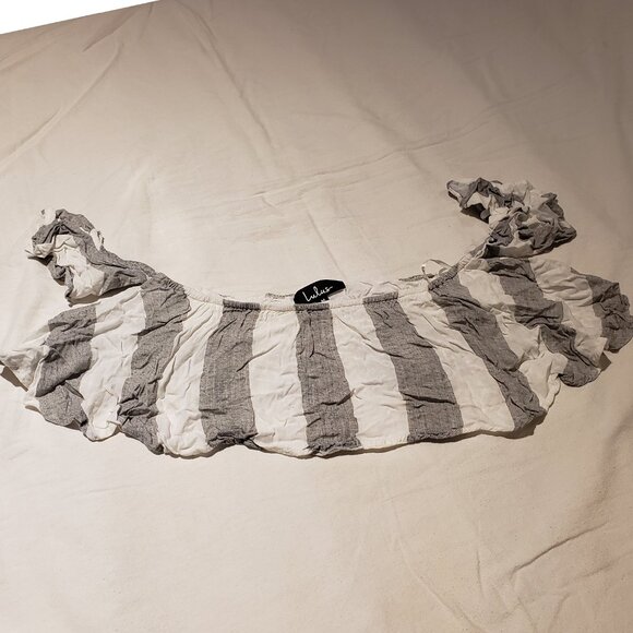 White & Gray Striped Off Shoulder Crop Top [Lulu’s] [Size M] - Picture 3 of 5